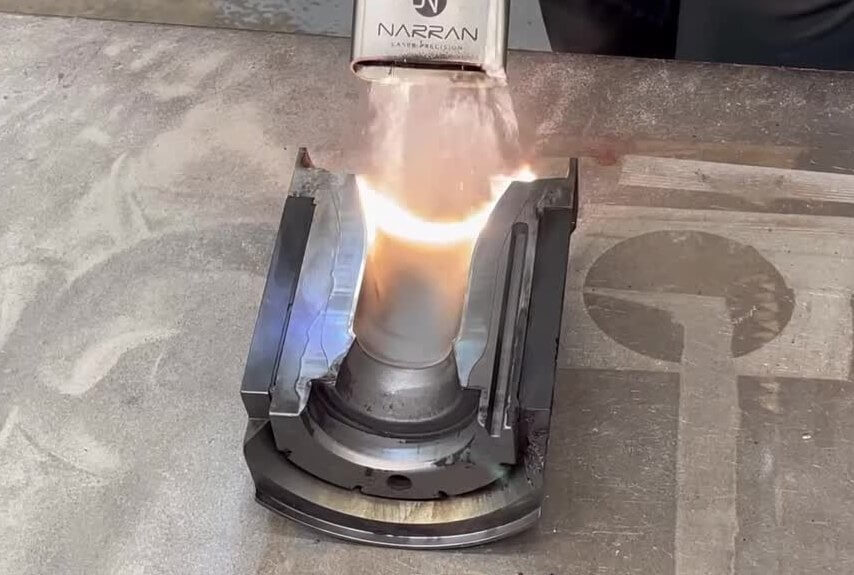 Laser4Clean's proces van het reinigen van een mal